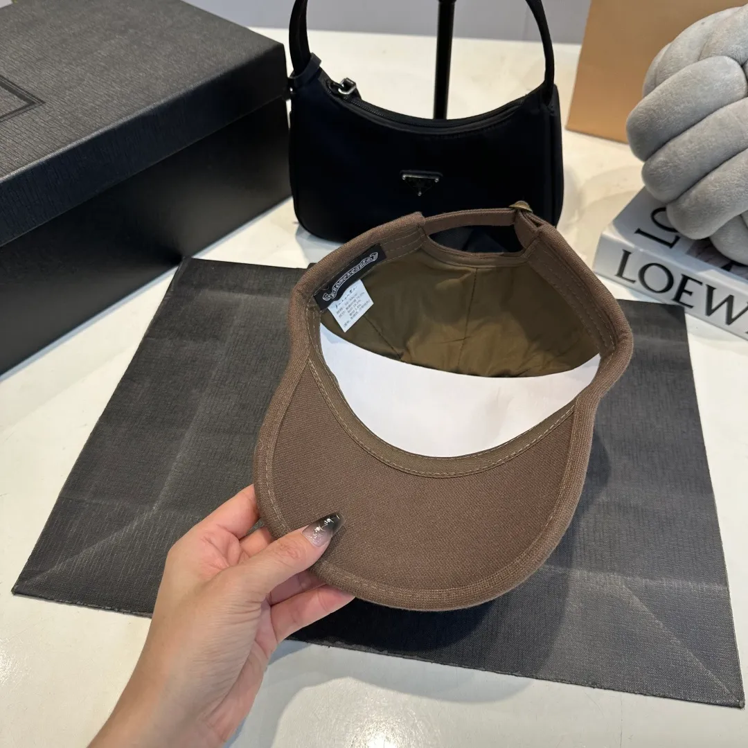 P70 Croxin's new brushed autumn baseball cap, the shape of the hat is super correct, the same style for men and women